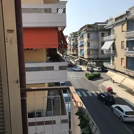 Monolocale Mare Maty * Marina Di Carrara