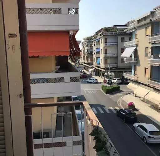 Monolocale Mare Maty * Marina Di Carrara